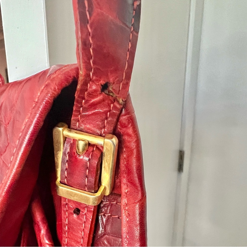 Carlos Falchi Exotic Leather Red Crossbody Bag - Picture 6 of 12